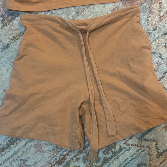 Pansy Gym Short and Crop Top in Sweet Potato Matching Set - Picture 2 of 6